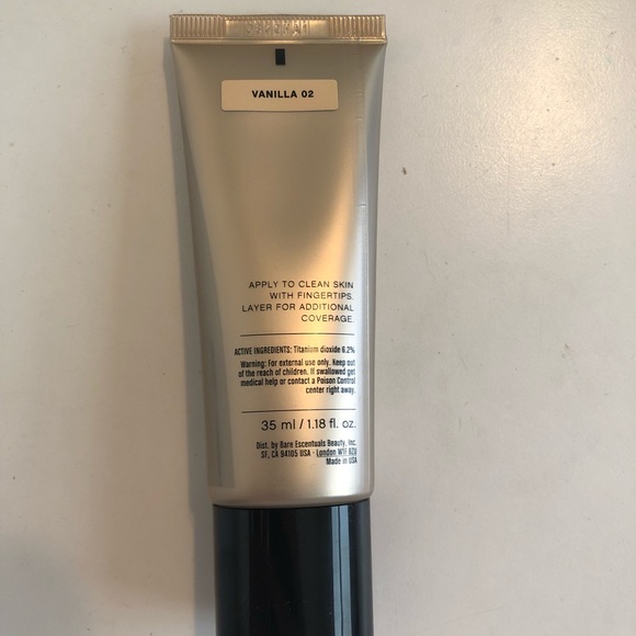 Bare Minerals Complexion Rescue - Picture 3 of 4